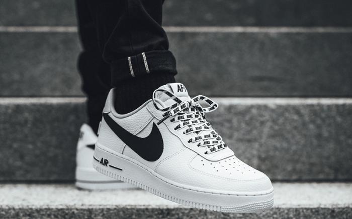 cách buộc dây giày nike air force 1