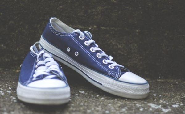 cách xỏ dây giày converse