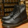 Giày dr là gì? Cách phân biệt giày Dr Martens thật và giả